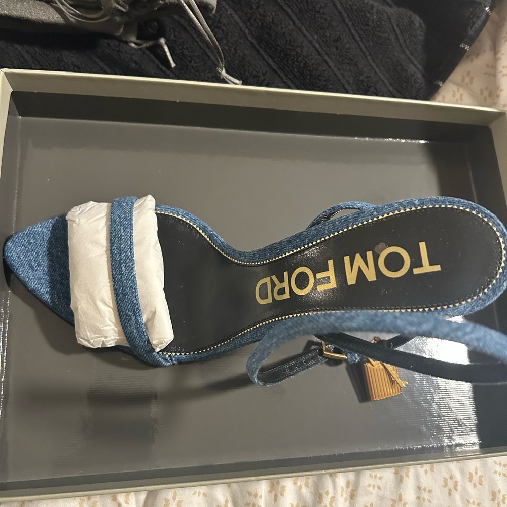 Brand new, Authentic tom ford- REAL